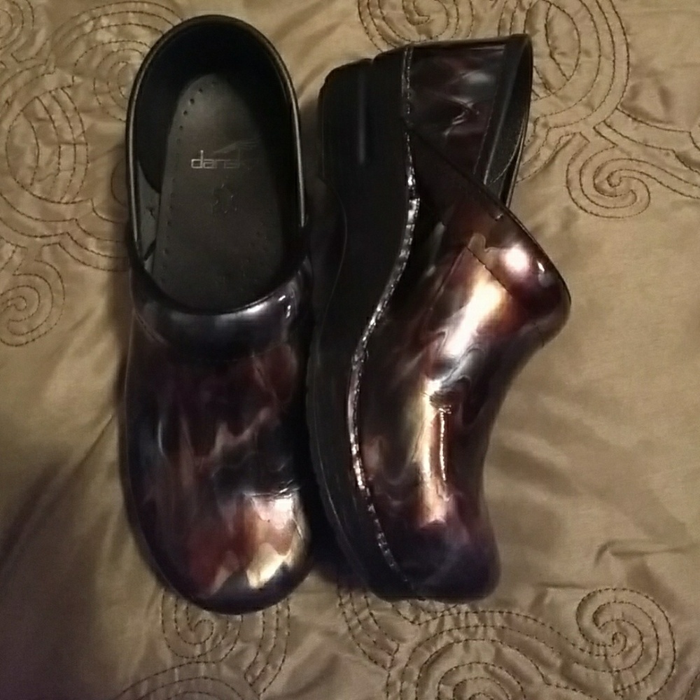Dansko nursing shoes